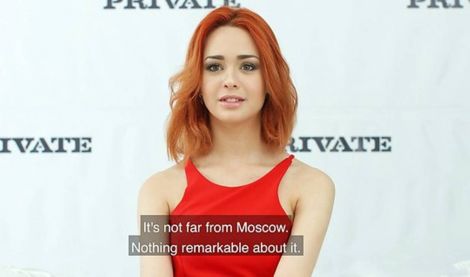 Красивая россиянка на порно-кастинге: «Обожаю сосать сочный член страстно!»